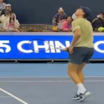 Sinner in allenamento a Pechino