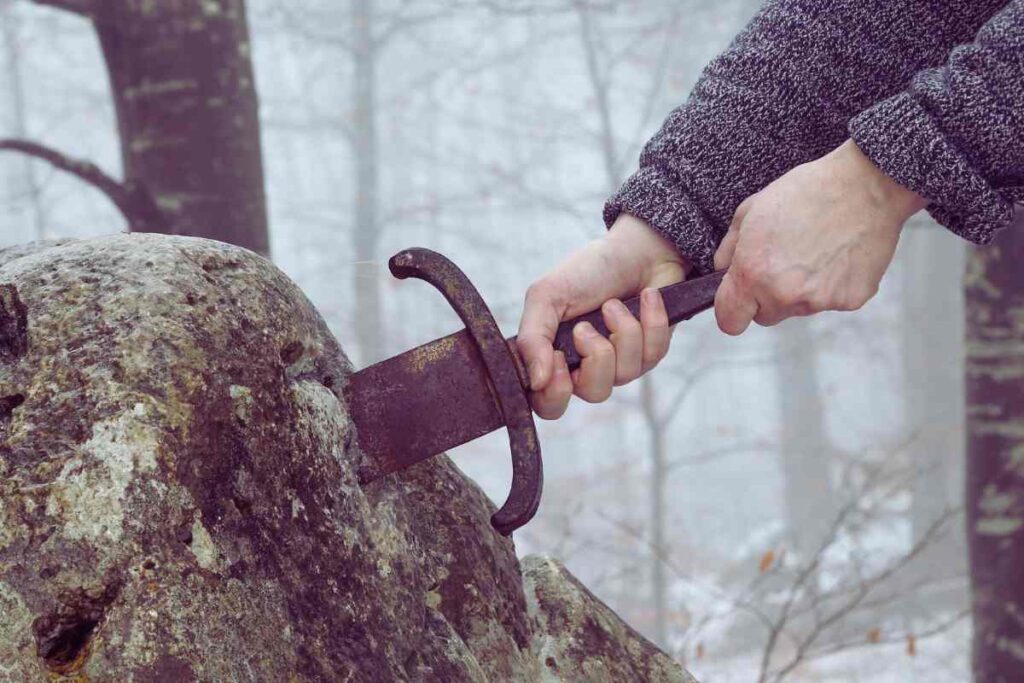 La "Spada nella Roccia" si trova in Toscana