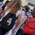 Bambine alle scuole medie