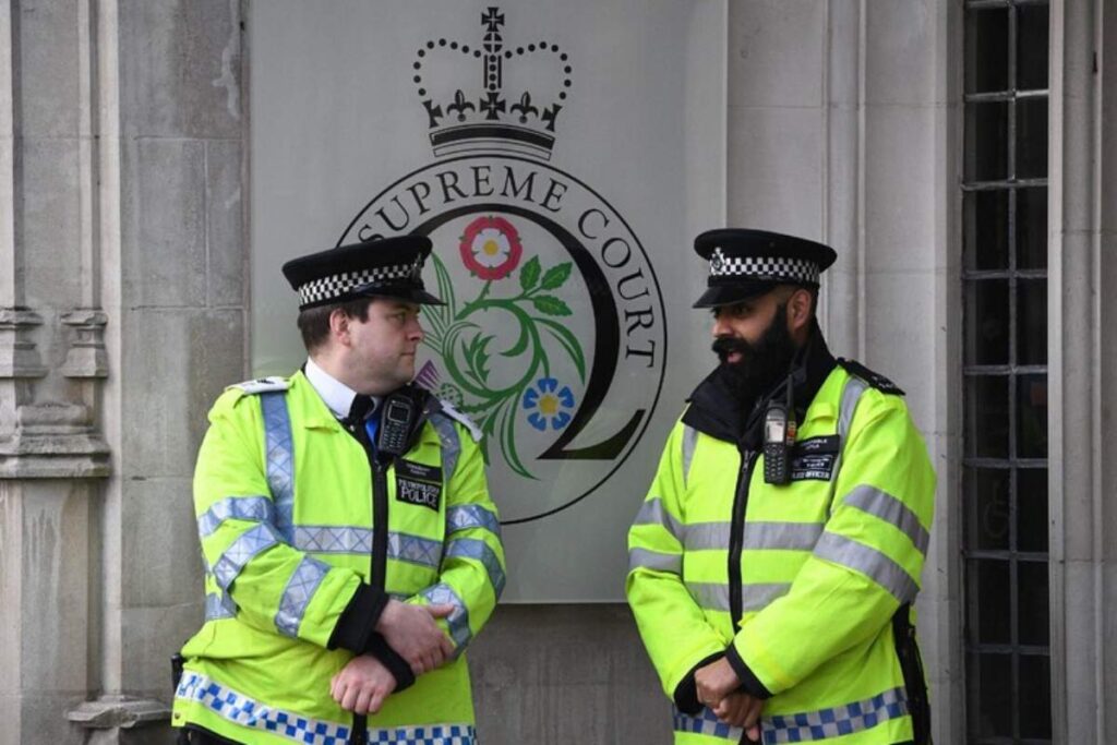 tribunale britannico