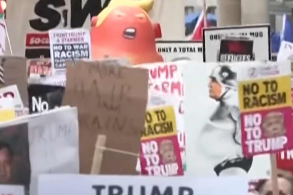 Protesta a Londra contro Trump