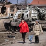 “Contro Netanyahu sì, contro Putin e Hamas no: visione manichea”, Paolo Flores sfata un mito della sinistra, nella foto, vita in ucraina