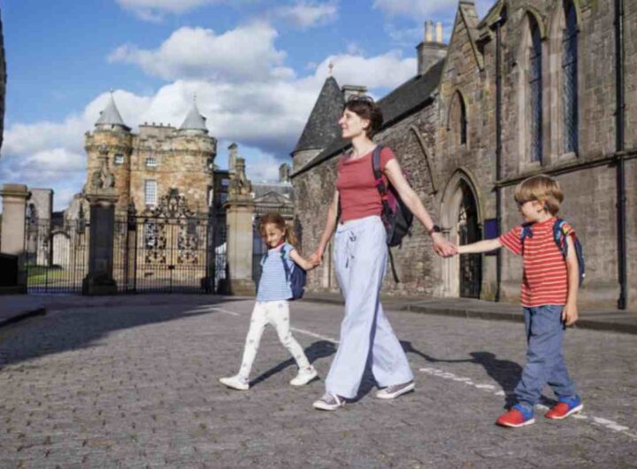 Tra questi, spiccano alcune fortezze segrete che raccontano storie di potere, decadenza e mistero, e che negli ultimi anni hanno visto