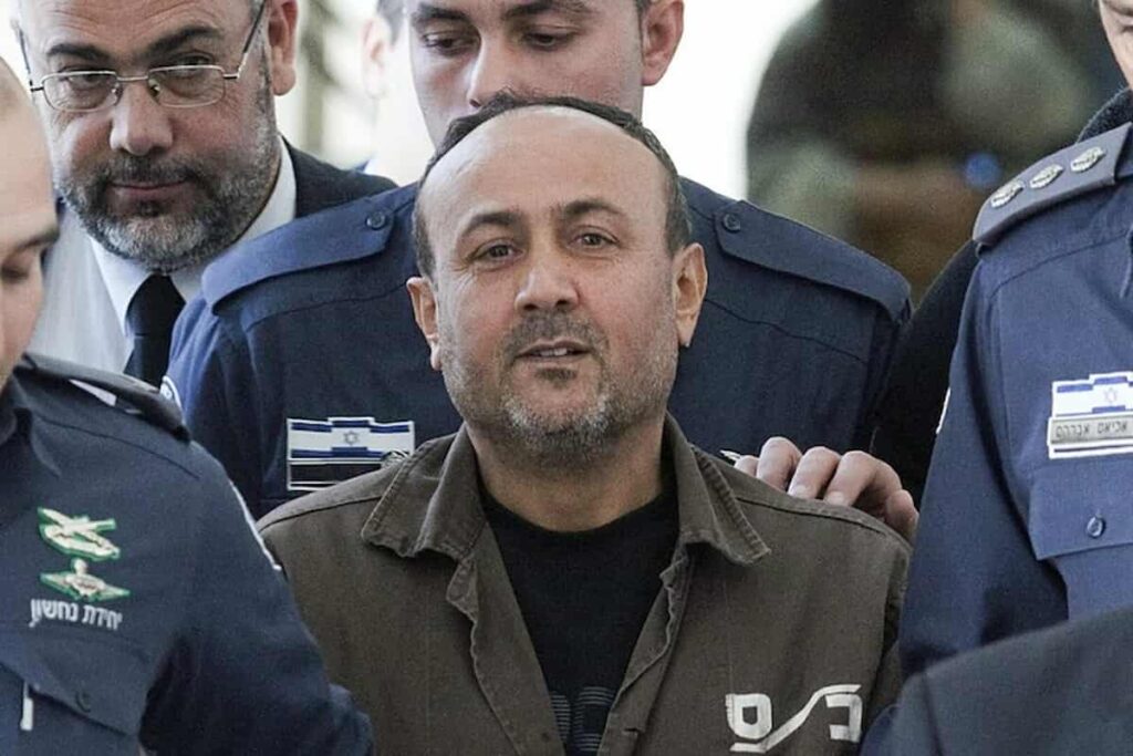 Pace a Gaza, entusiasmo ma non troppo: ideologia e politica dividono le reazioni ma l’accordo è storico, nella foto il leader palestinese Marwan Barghouti, il 'Mandela palestinese'