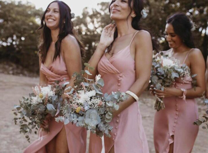 ragazze ad una cerimonia