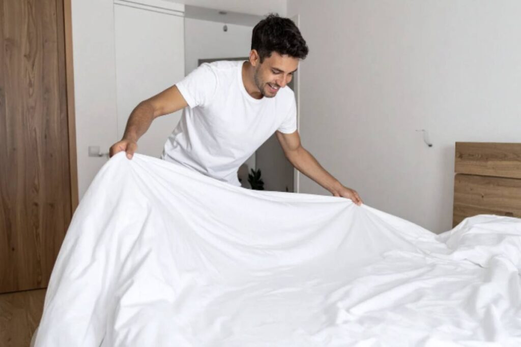 Con l’evoluzione delle tendenze di interior design e l’uso sempre più diffuso di accessori come cuscini decorativi e plaid, diventa fondamentale