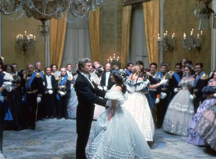 A letto con una parente della sposa il giorno delle nozze, nel letto destinato al primo amplesso coniugale