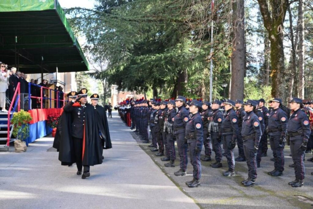 carabinieri parata