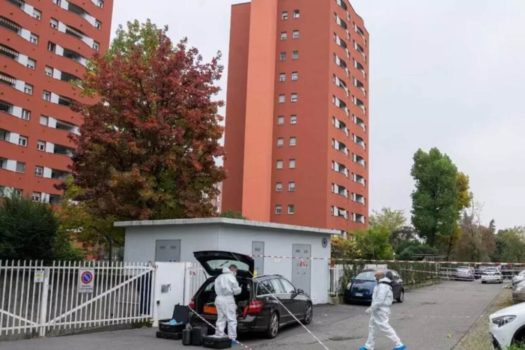 donna uccisa milano coltellate