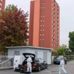 donna uccisa milano coltellate