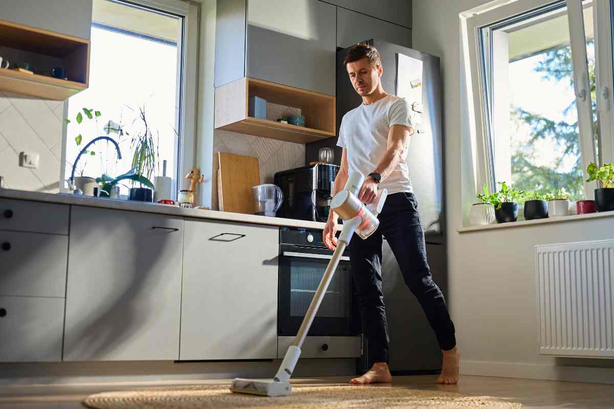 Identico al Dyson ma costa meno della metà: l’offerta dell’anno è in questo discount