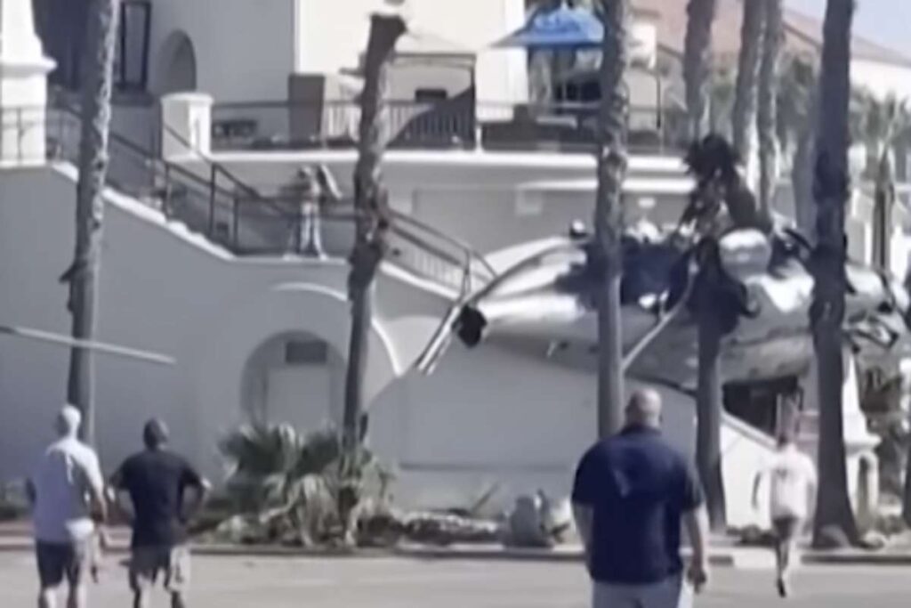 Elicottero precipitato in California