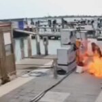 Donna si dà fuoco a un distributore di benzina a Venezia
