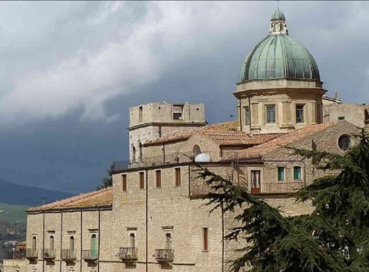 borgo della sicilia con i tramonti più belli