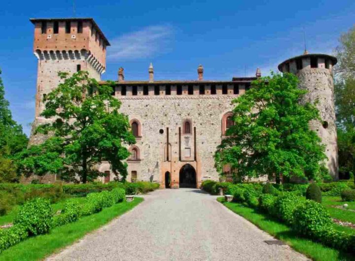 Un borgo fiabesco immerso nel verde, tra antiche leggende e misteriosi segreti, tutti i dettagli
