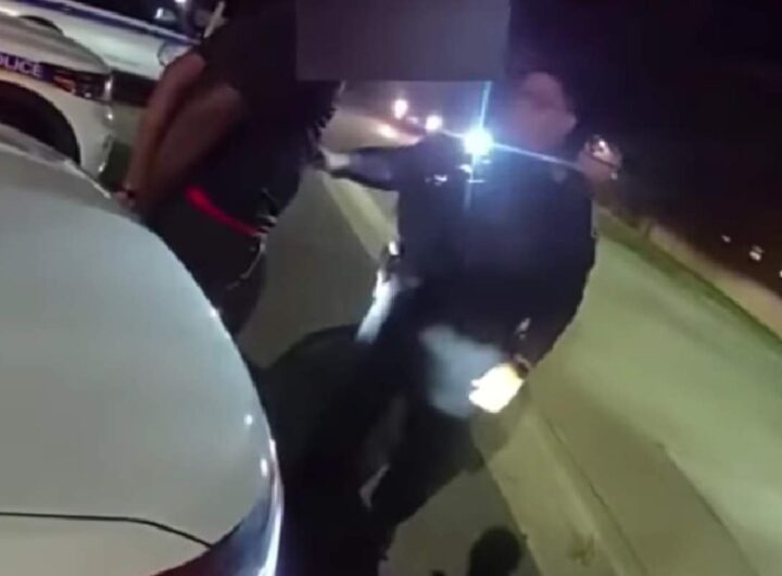 Studente ammanettato