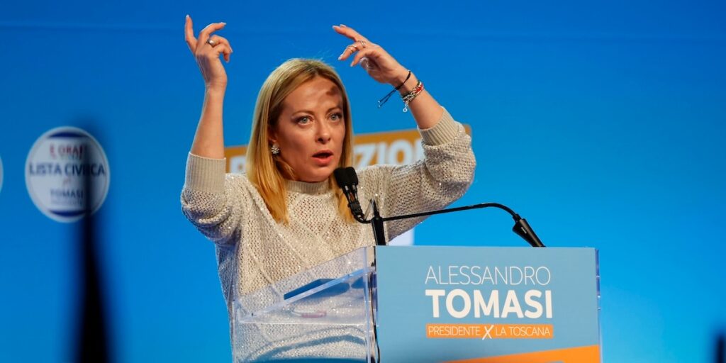 meloni comizio firenze