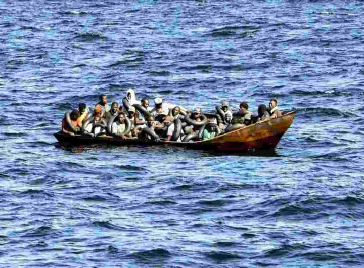 Migranti in mare