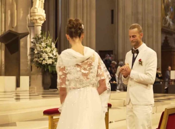 Notre-Dame, il carpentiere che ha contribuito alla ricostruzione si sposa nella cattedrale