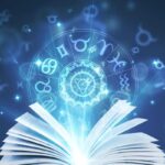 Immagine astratta con un libro e segni zodiacali su sfondo blu