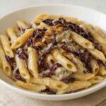 Trump ha dichiarato guerra alla pasta italiana? Nel mirino il 16% di un export che vale 700 milioni, nella foto pasta radicchio e gorgonzola