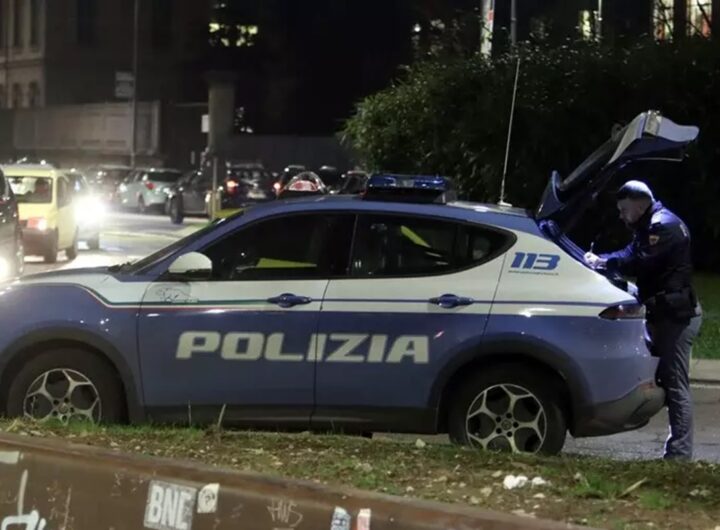 Una volante della polizia