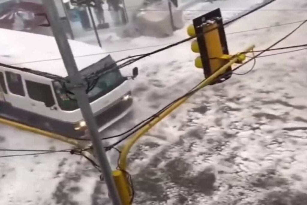 Tempesta di ghiaccio in Bolivia