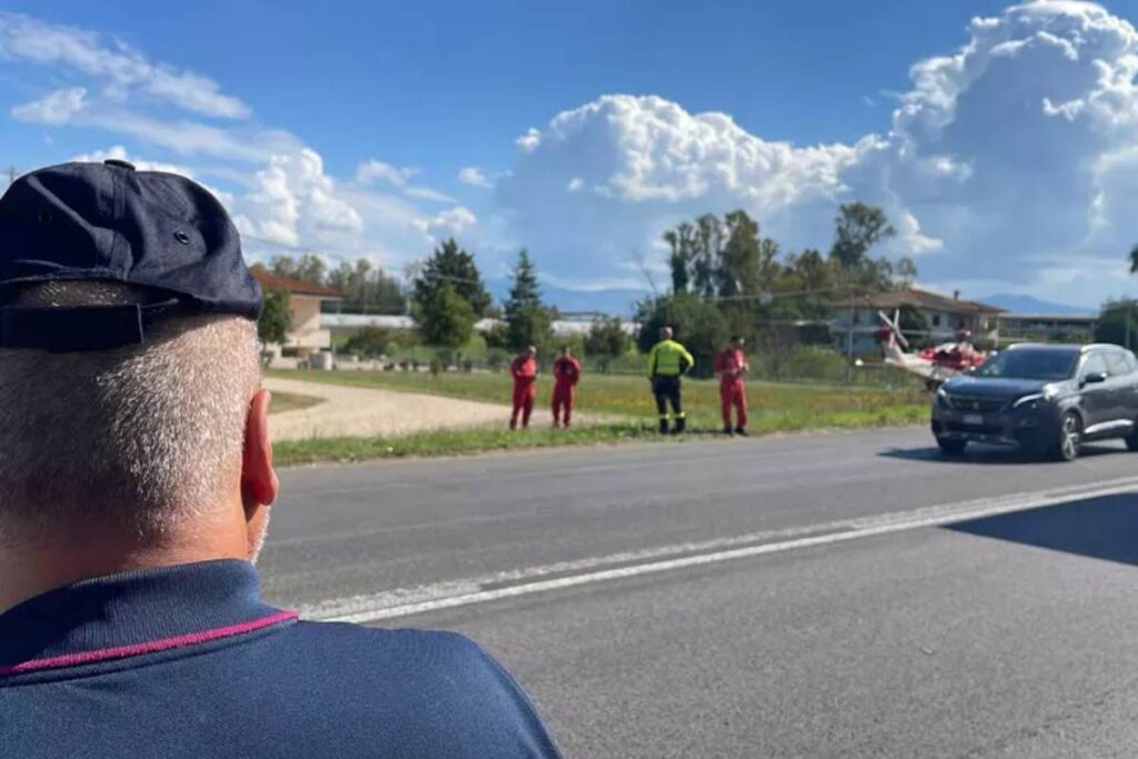 Velivolo caduto sabaudia soccorsi