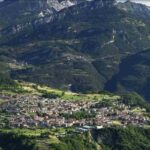 Questo borgo, incastonato tra le vette del Monte Baldo, conferma anche per la stagione attuale il suo fascino autentico