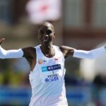 Il keniano Kipruto ha vinto la maratona di New York, con 55.000 partecipanti e 2 milioni di spettatori ai lati della strada.