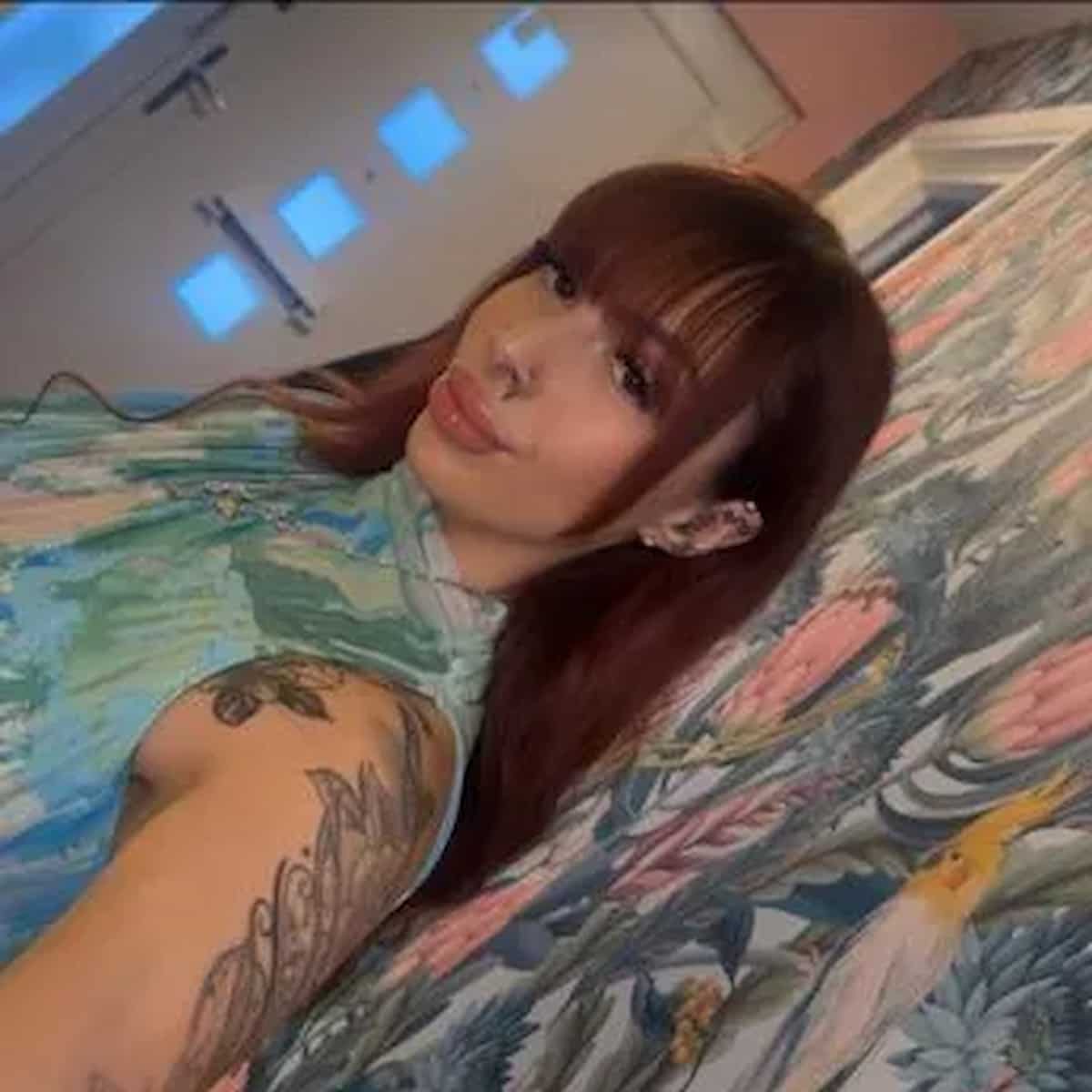 Guardia carceraria inglese ha rapporto con un detenuto nella sala di preghiera (e una relazione con un altro)