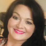 Una donna di 37 anni, madre di 2 figli, è morta dopo aver mangiato troppi marshmallow, nella foto Natalie Buss