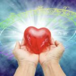 L’atmosfera natalizia, con le sue luci scintillanti e l’aria di magia, crea il contesto ideale per incontri intensi e profondi,