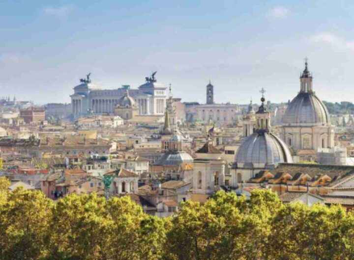 Situate lungo la storica Via Appia Antica, queste catacombe rappresentano non solo un luogo di culto e memoria, ma anche un’importante testimonianza