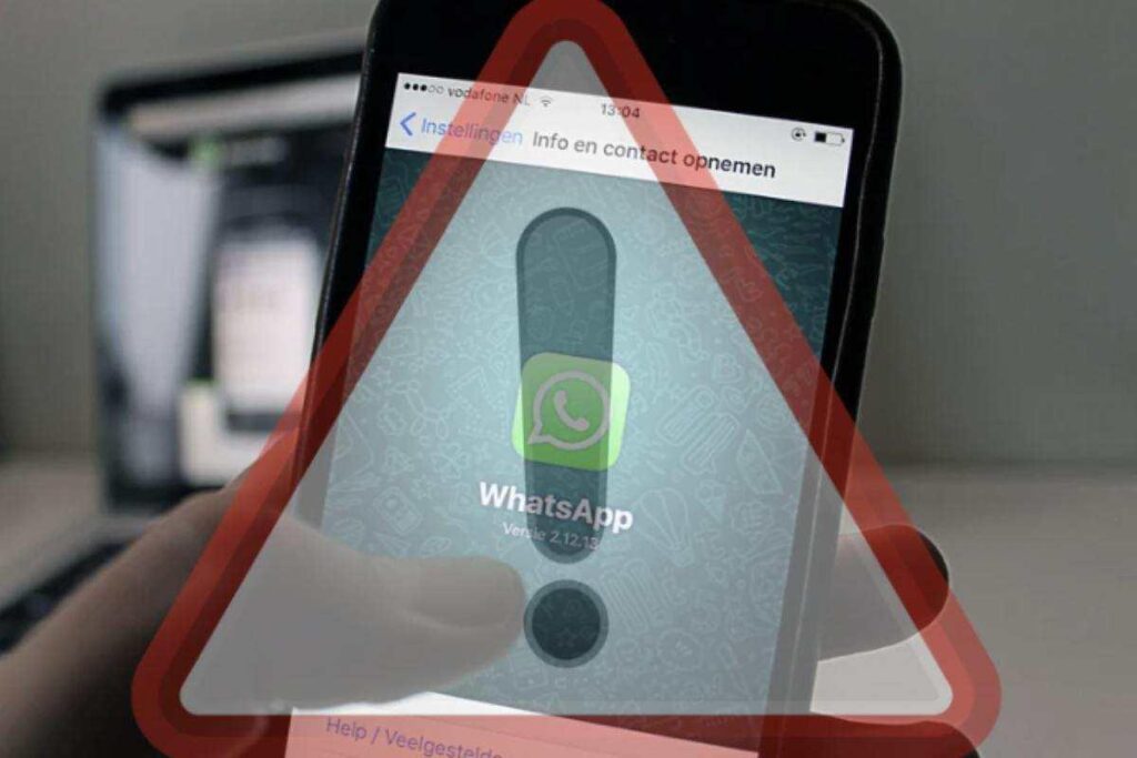 Le segnalazioni di malfunzionamento hanno riguardato soprattutto la scomparsa delle chat e la comparsa di una schermata completamente vuota