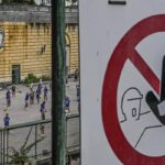 Un cartello stradale