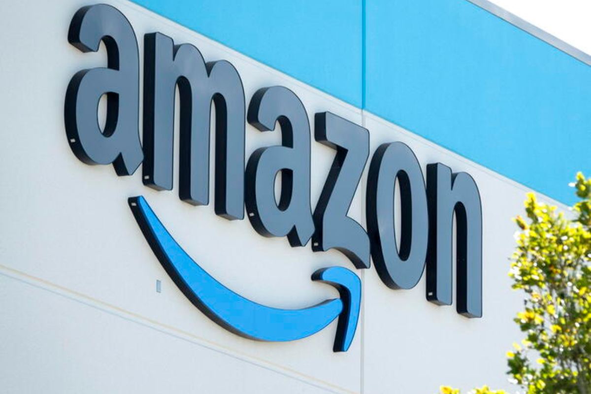 Amazon cambia le politiche di reso in vista del Natale 2025, ecco cosa c’è da sapere
