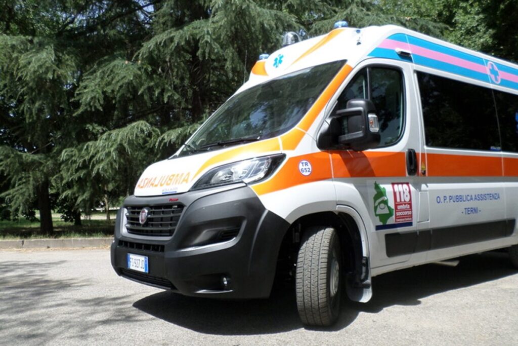 Un'ambulanza