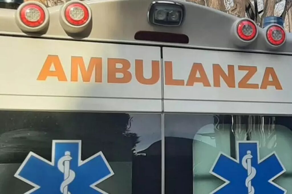 Un'ambulanza
