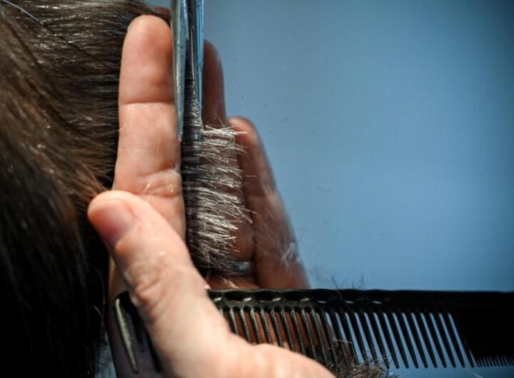 tagliare i capelli