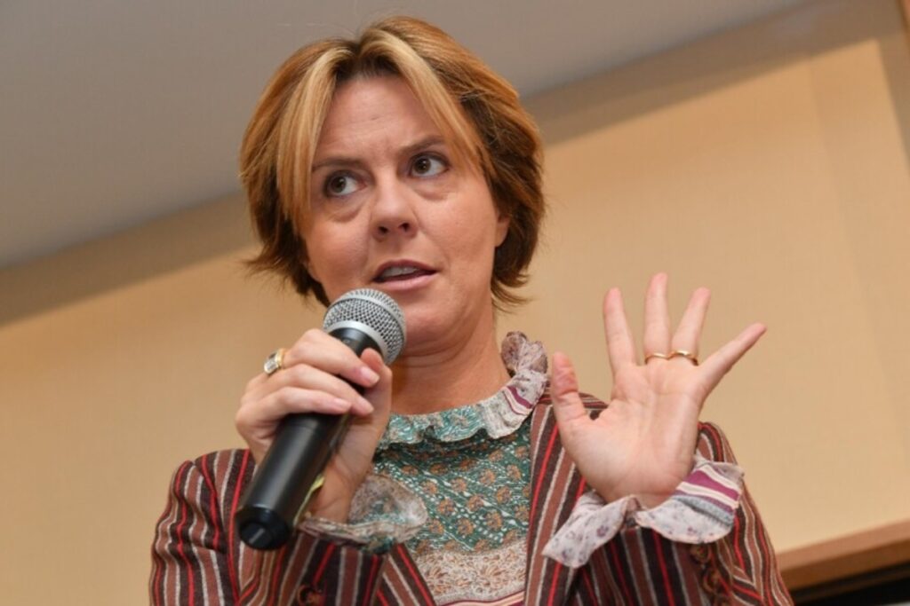 Educazione sessuale a scuola fin dalle elementari nell’era di Internet, ecco le ragioni del sì, nella foto Beatrice Lorenzin