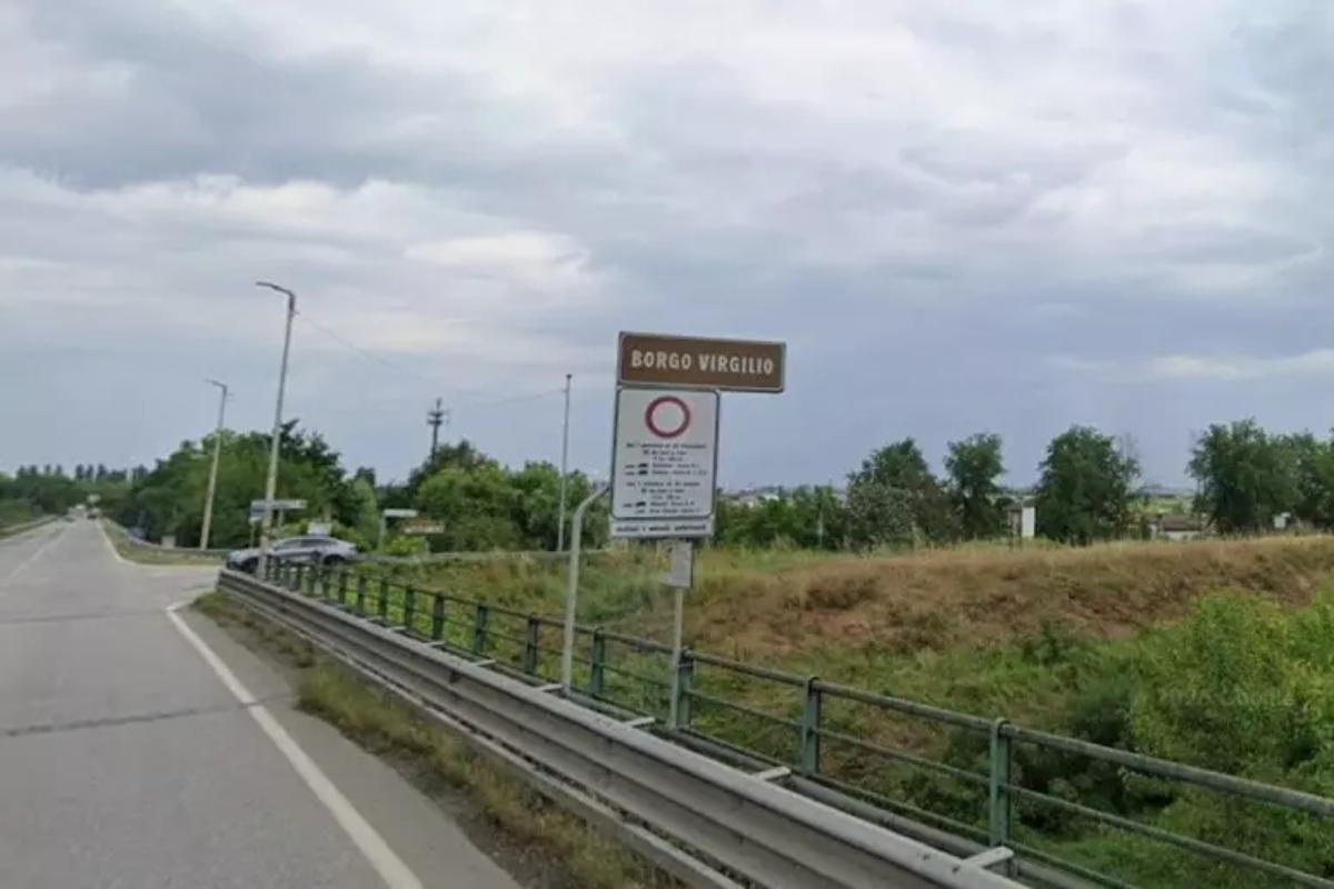 Nasconde la madre morta da 3 anni e si traveste da donna per andare a incassare la pensione della defunta