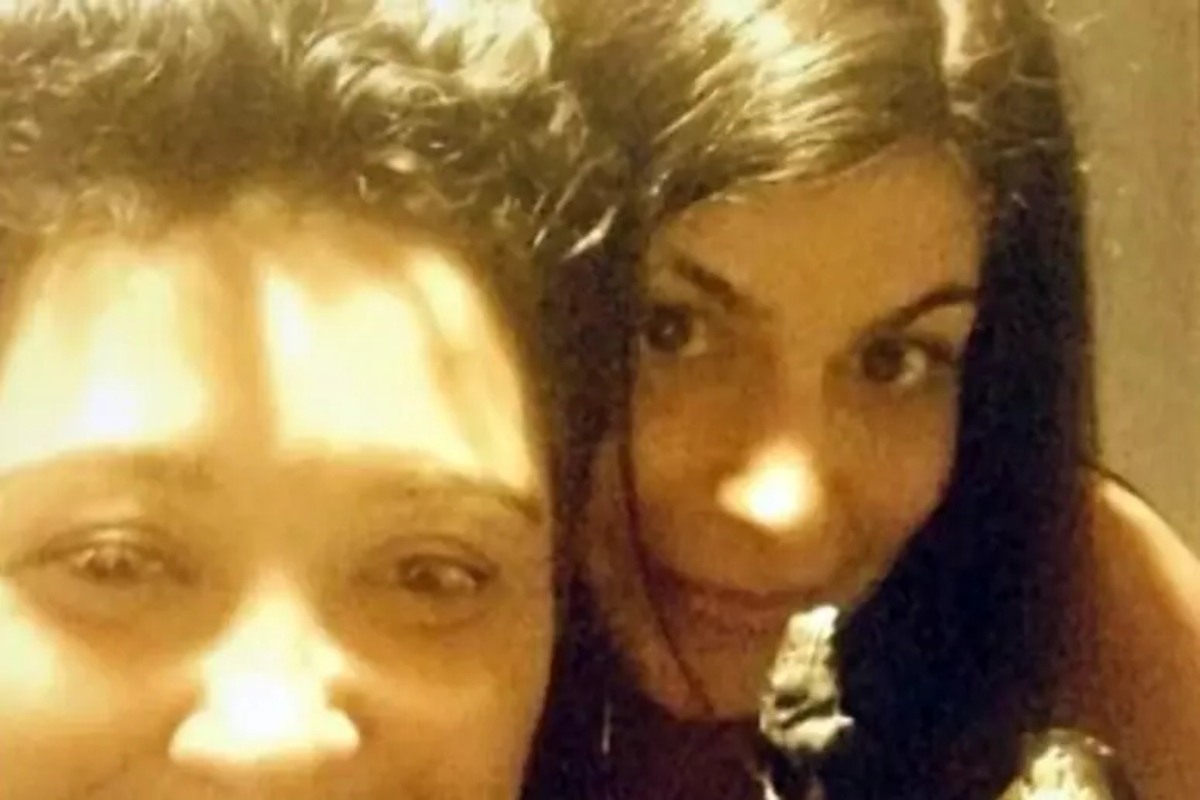 Selfie col Duce. Colosimo si scusa: “Ho fatto una stronz***”. Almeno lei lo ha ammesso