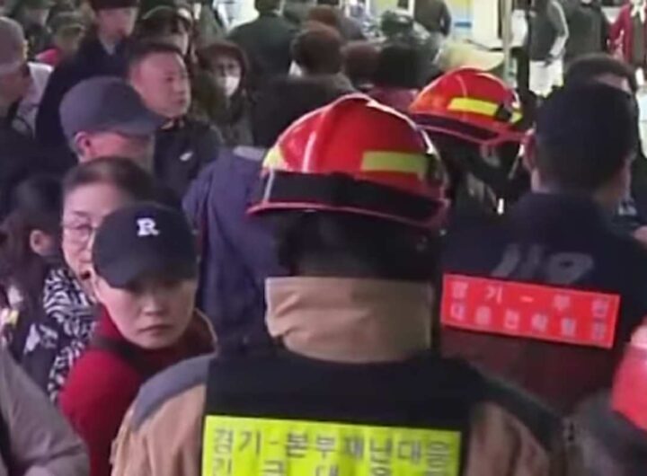 Folla in un mercato vicino Seul