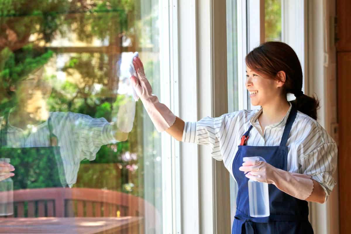 Non vedrai l’ora di fare le pulizie grazie al metodo giapponese Kiyomeru: migliora l’umore e rafforza la mente