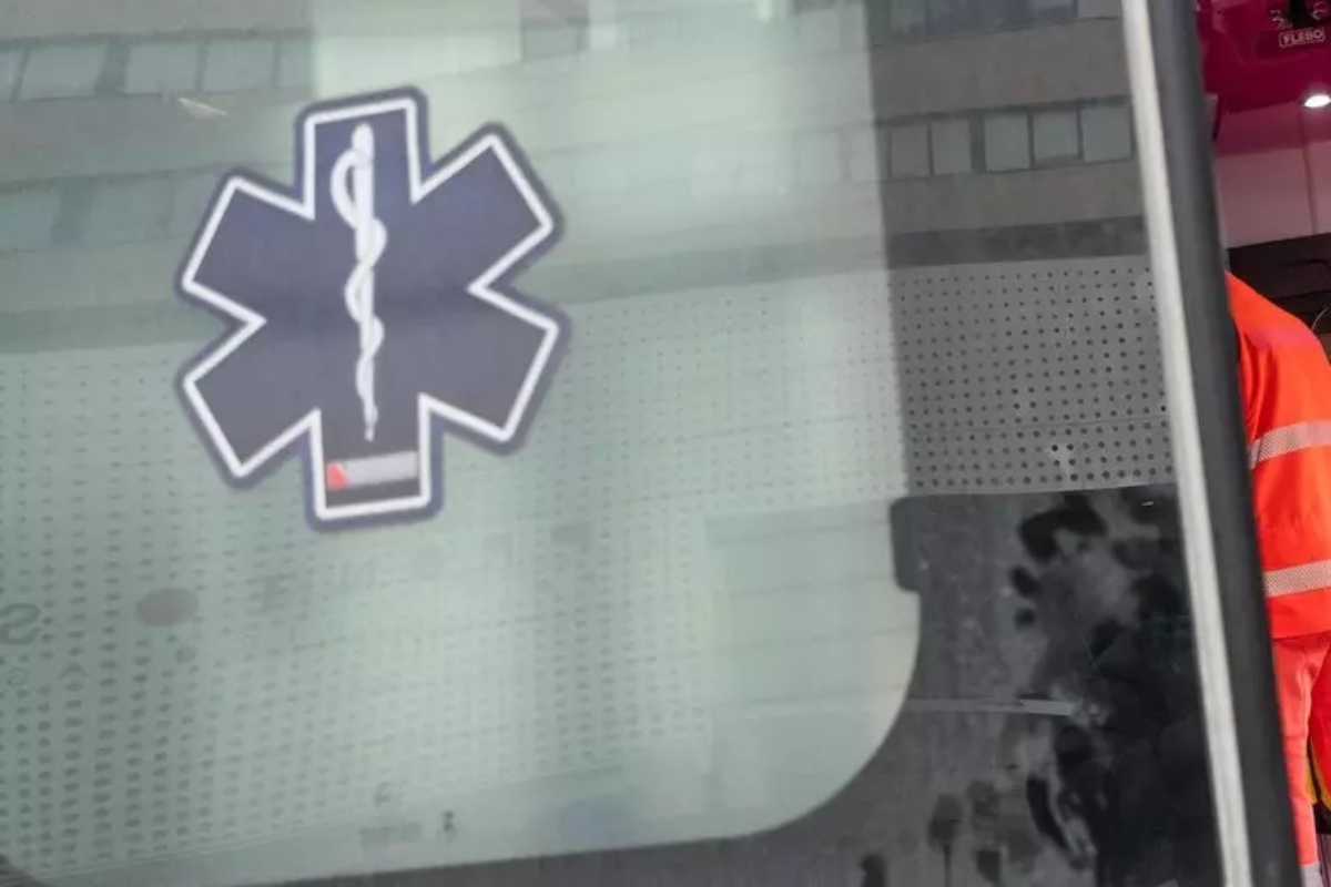 Donna incinta al nono mese si schianta contro un tir e muore. Anche il bimbo non ce l’ha fatta