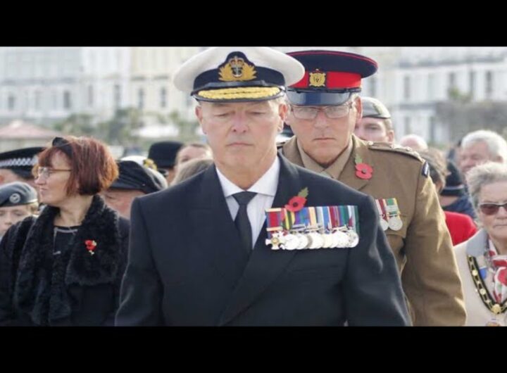 johnathan falso ammiraglio