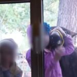 famiglia che vive nel bosco in abbruzzo