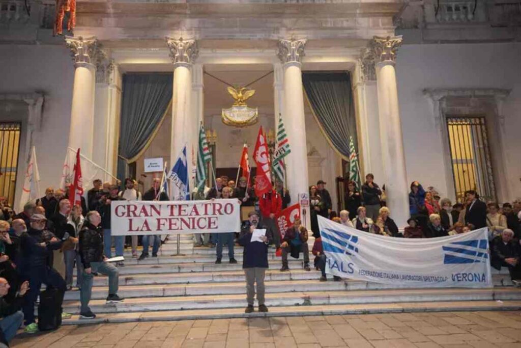 Protesta teatro La Fenice
