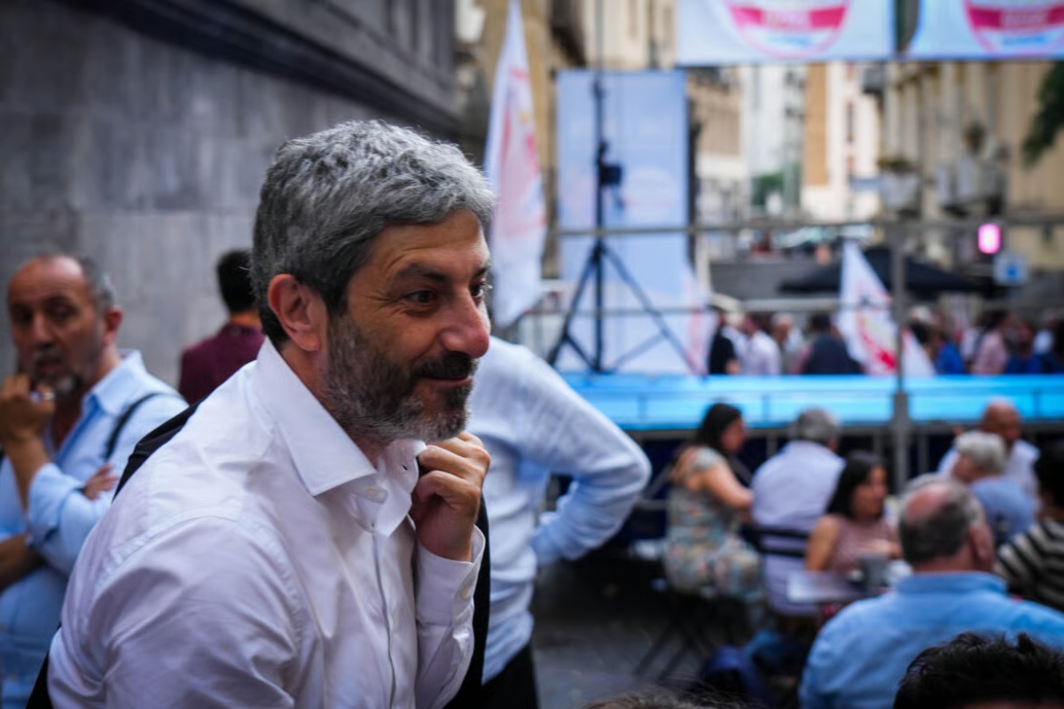 Campania, primi sondaggi sul voto: Roberto Fico al 53%, Edmondo Cirielli al 42,5% (Ipsos Doxa)